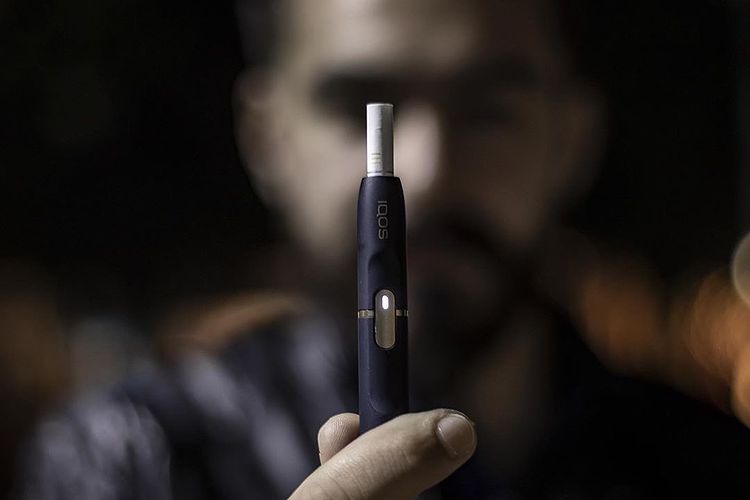 FDA：将超过946000种调味电子烟草产品赶出美国市场。
